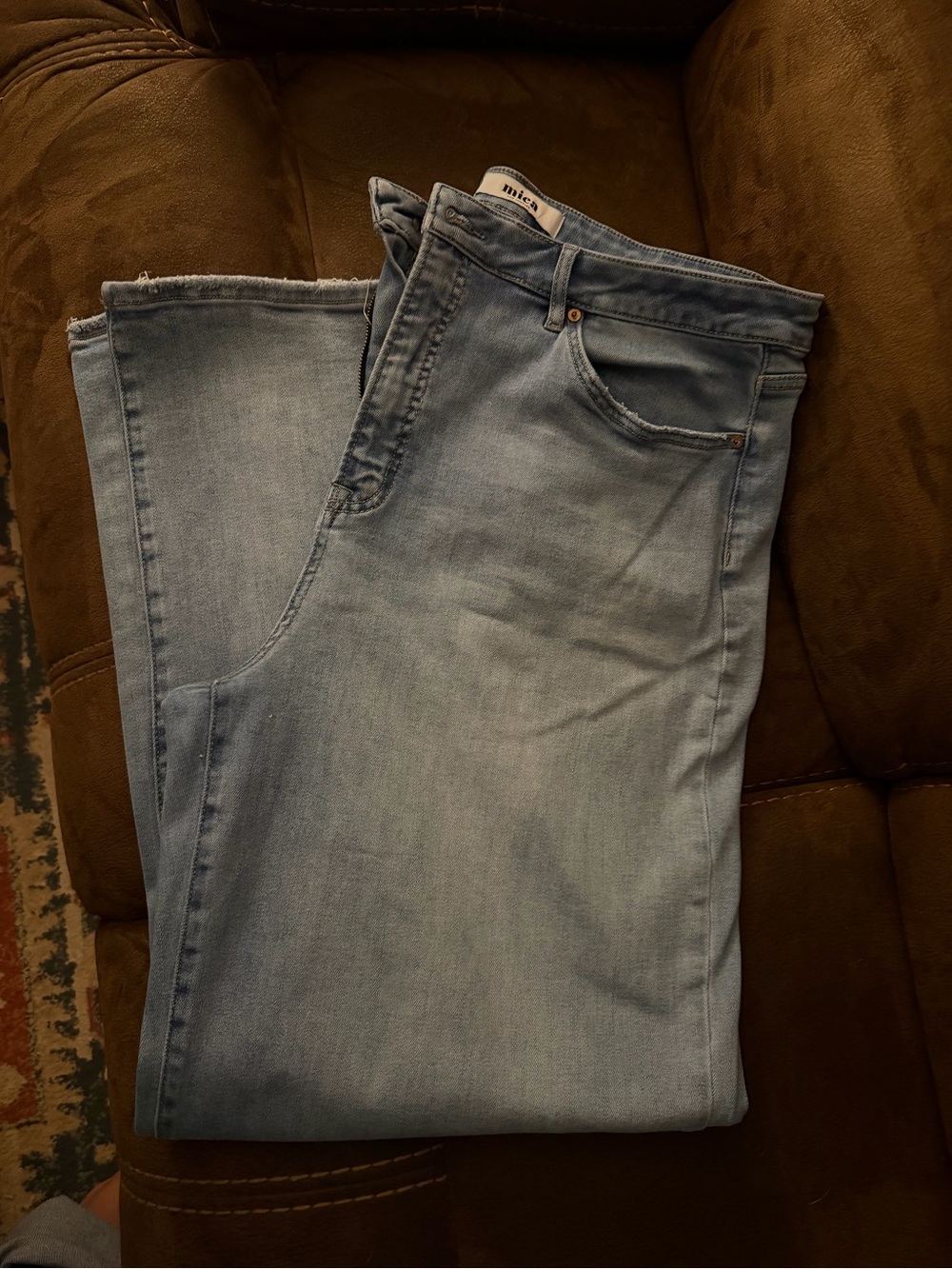 Mica light wash Women’s Wide Leg Jeans